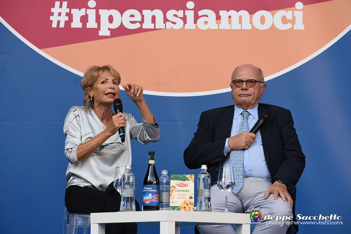 VBS_7931 - Lilli Gruber intervista Massimo Galli Infettivologo.jpg